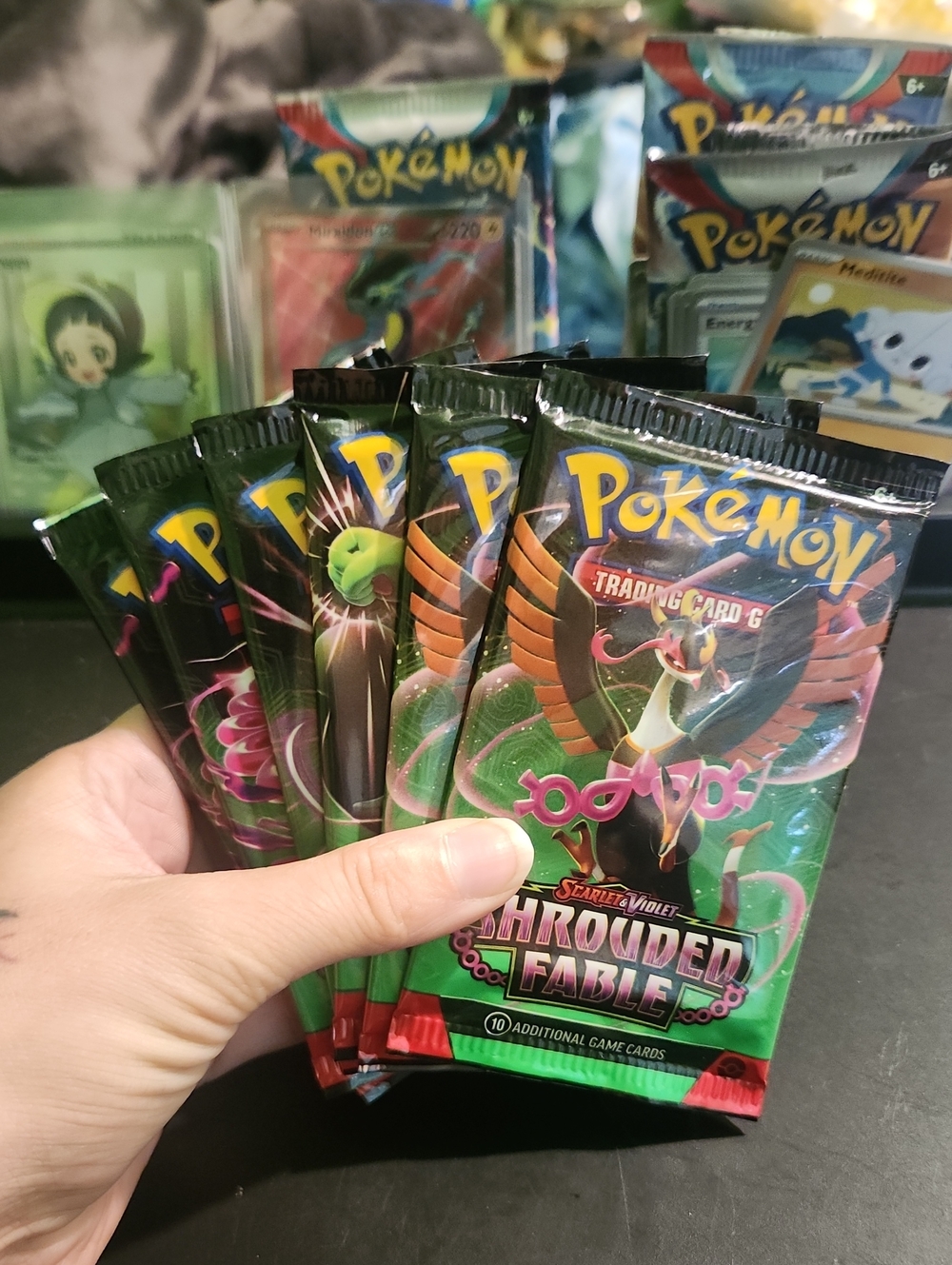 x6 Shrouded Fable Booster Packs